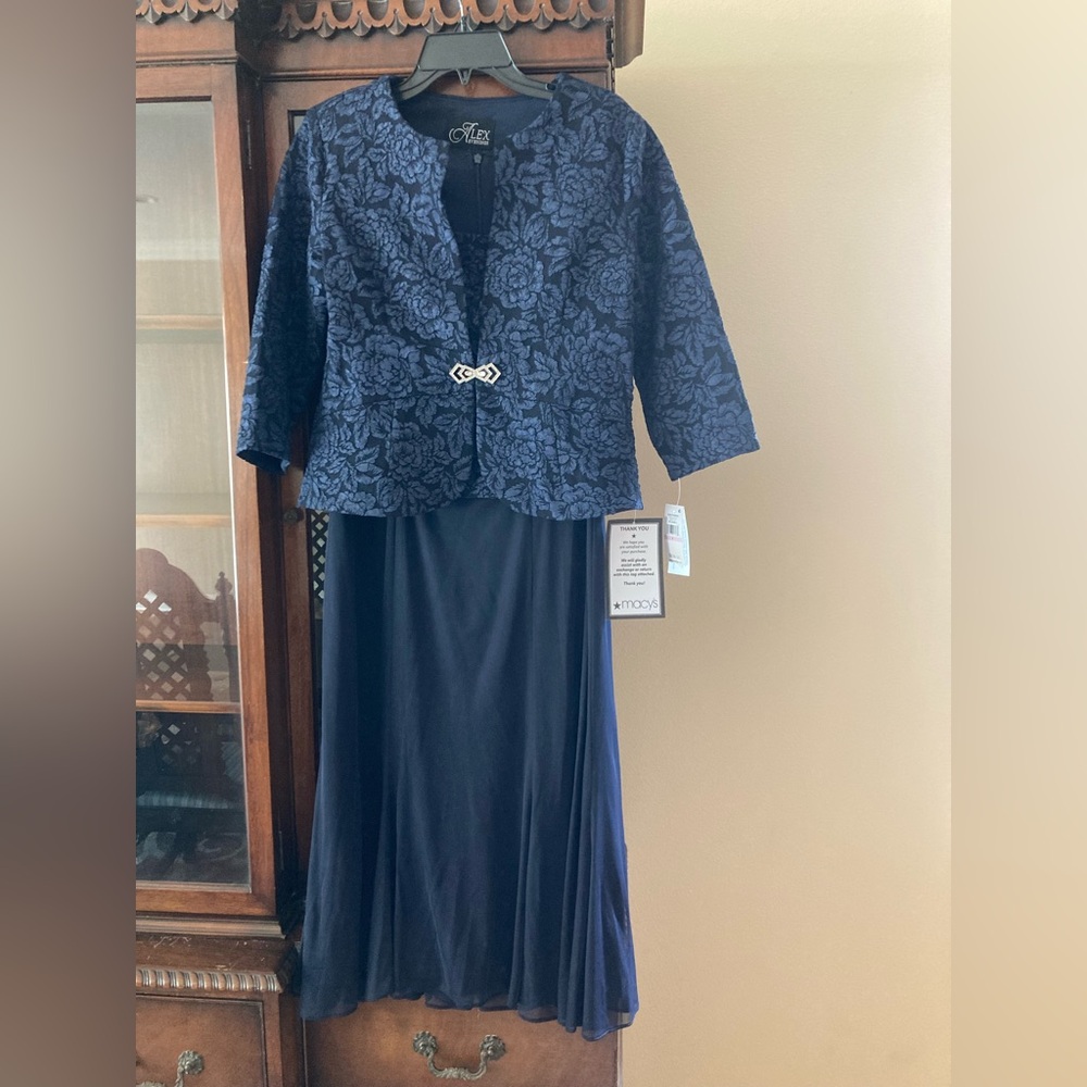 Elegant Blue Floral Jacket and Dress Set